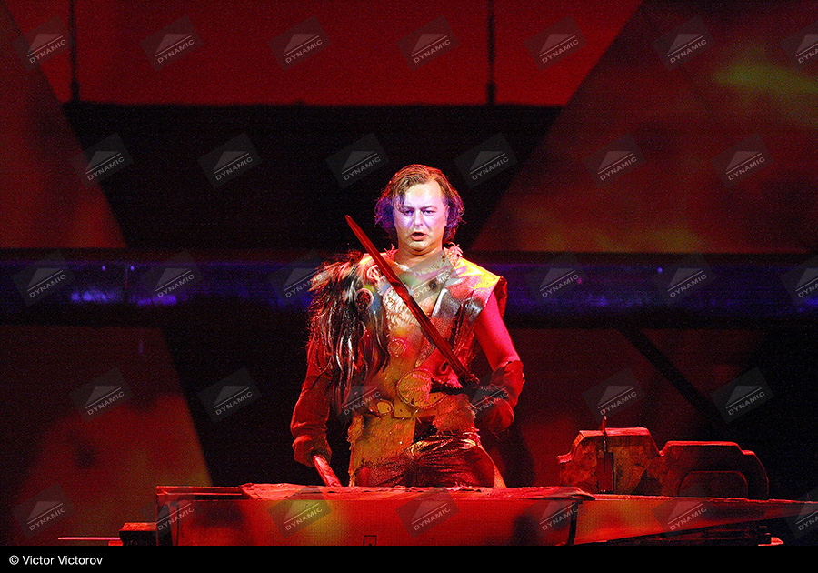 Siegfried | &copy; Victor Victorov