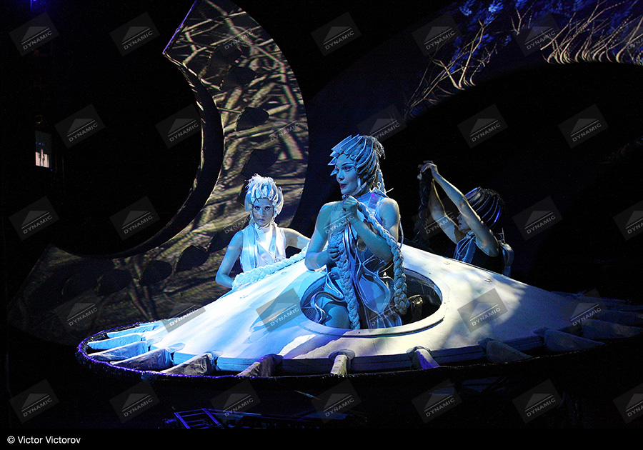 G&ouml;tterd&auml;mmerung | &copy; Victor Victorov