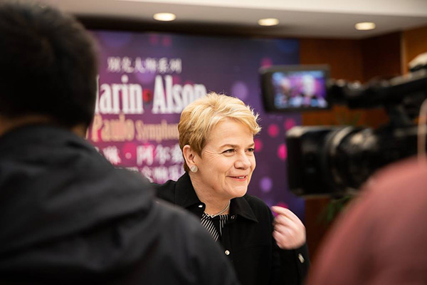 Marin Alsop at the media reception in Shanghai | &copy; Mariana Garcia