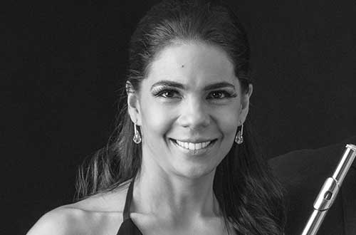 Cl&aacute;udia Nascimento