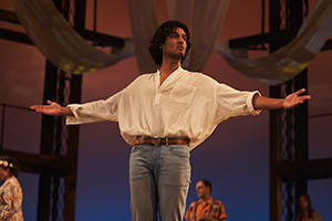 © Royal Shakespeare Company. Topher McGrillis